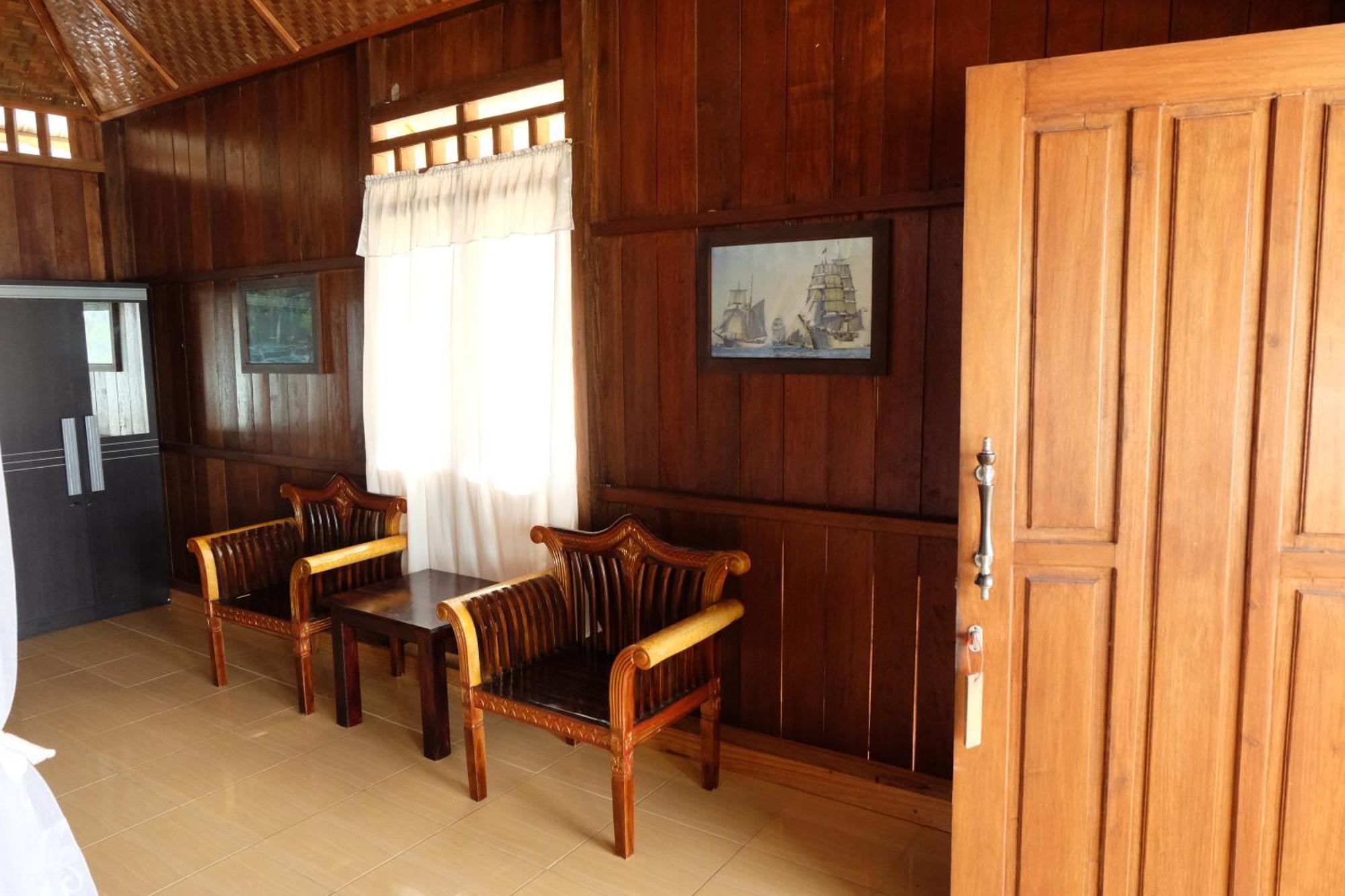 Bolilanga Island Resort - Togean Island Angkayo Kültér fotó
