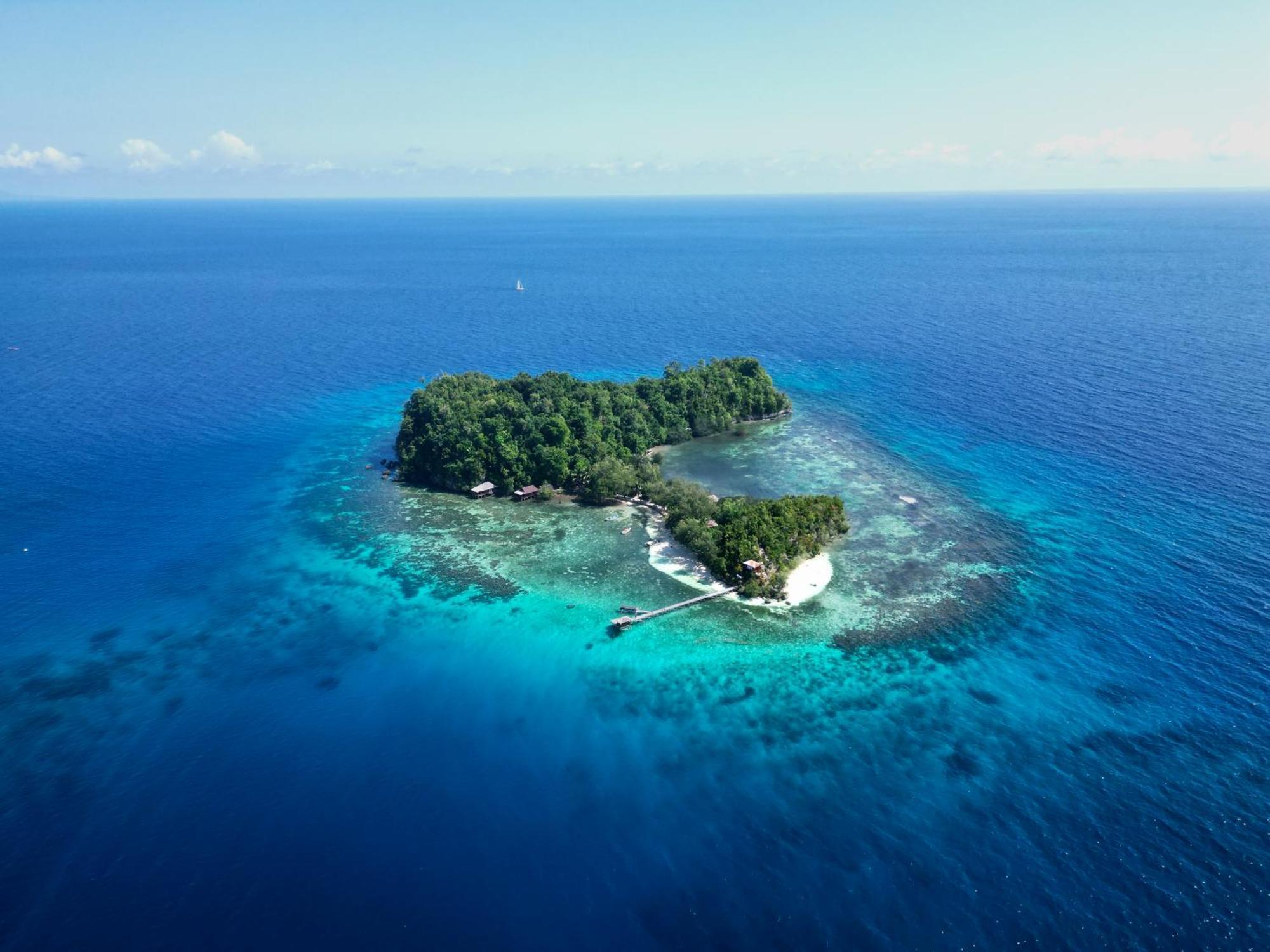 Bolilanga Island Resort - Togean Island Angkayo Kültér fotó