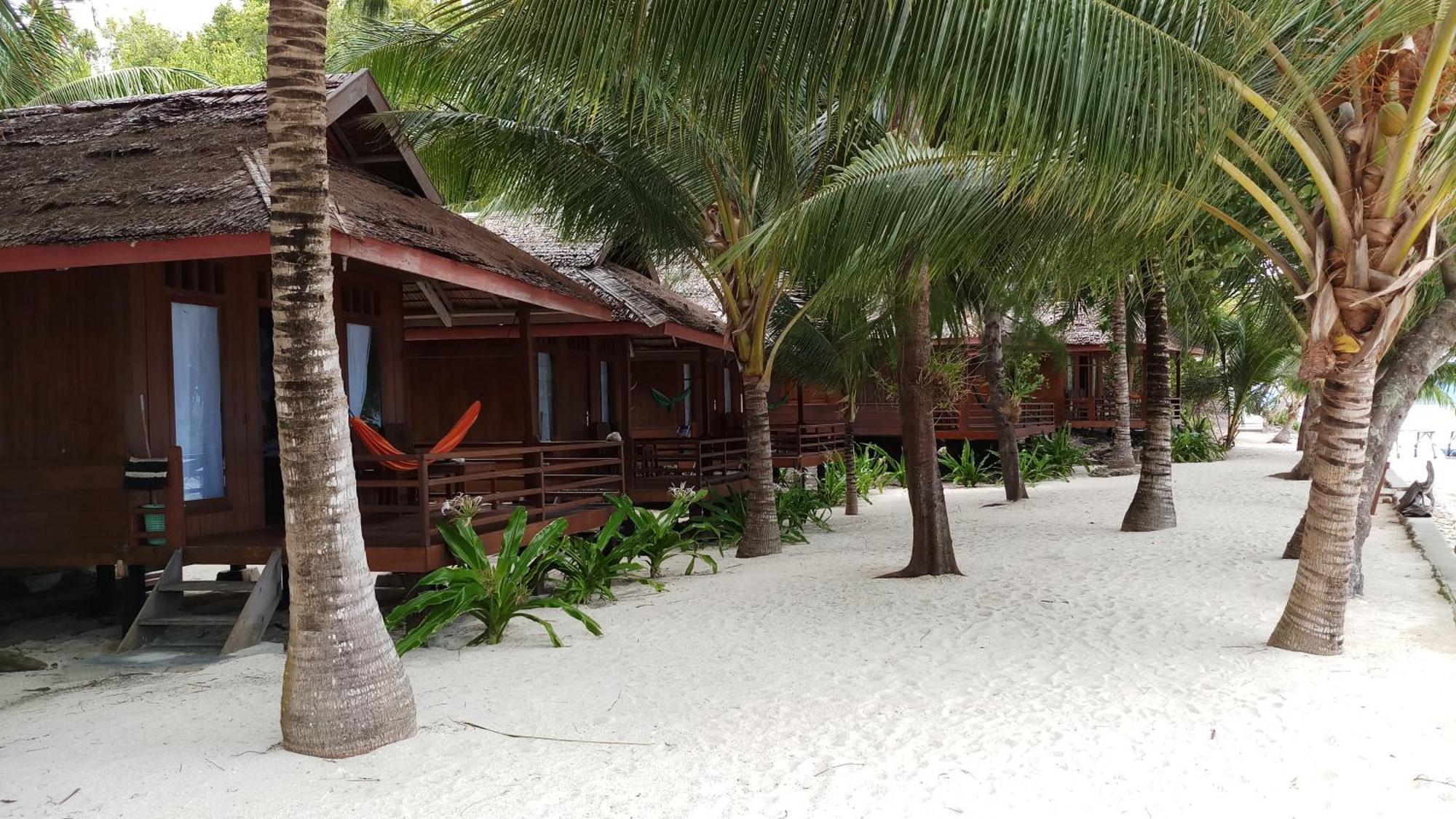 Bolilanga Island Resort - Togean Island Angkayo Kültér fotó