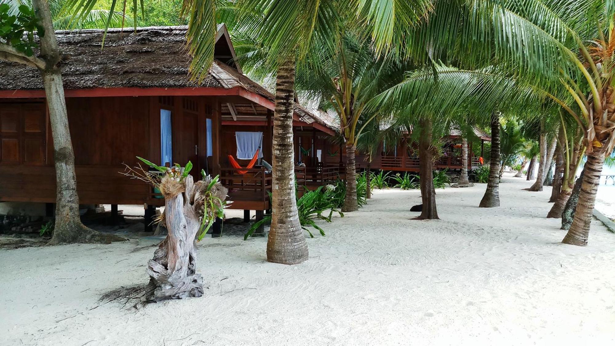 Bolilanga Island Resort - Togean Island Angkayo Kültér fotó